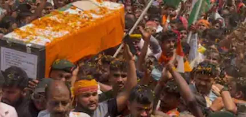 Last rites of Kargil martyr Manish in his native village in 