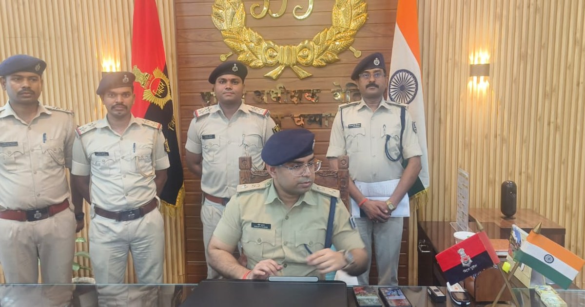 Bettiah police caught 4 criminals before they could commit a