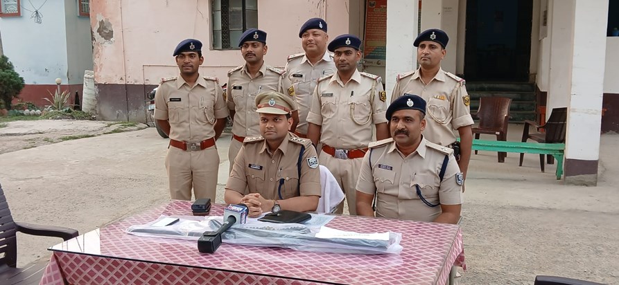 Bhagalpur police took action against the youths who made ree