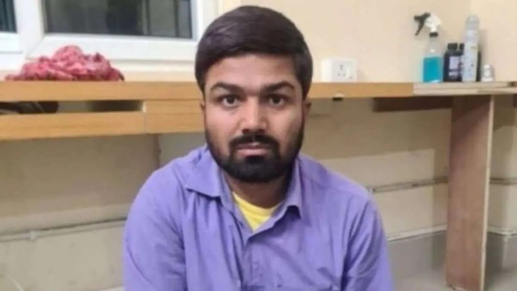 BJP leader and YouTuber Manish Kashyap was beaten up by PMCH