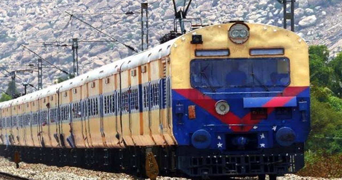 The miscreants pushed the girl out of the train when she res