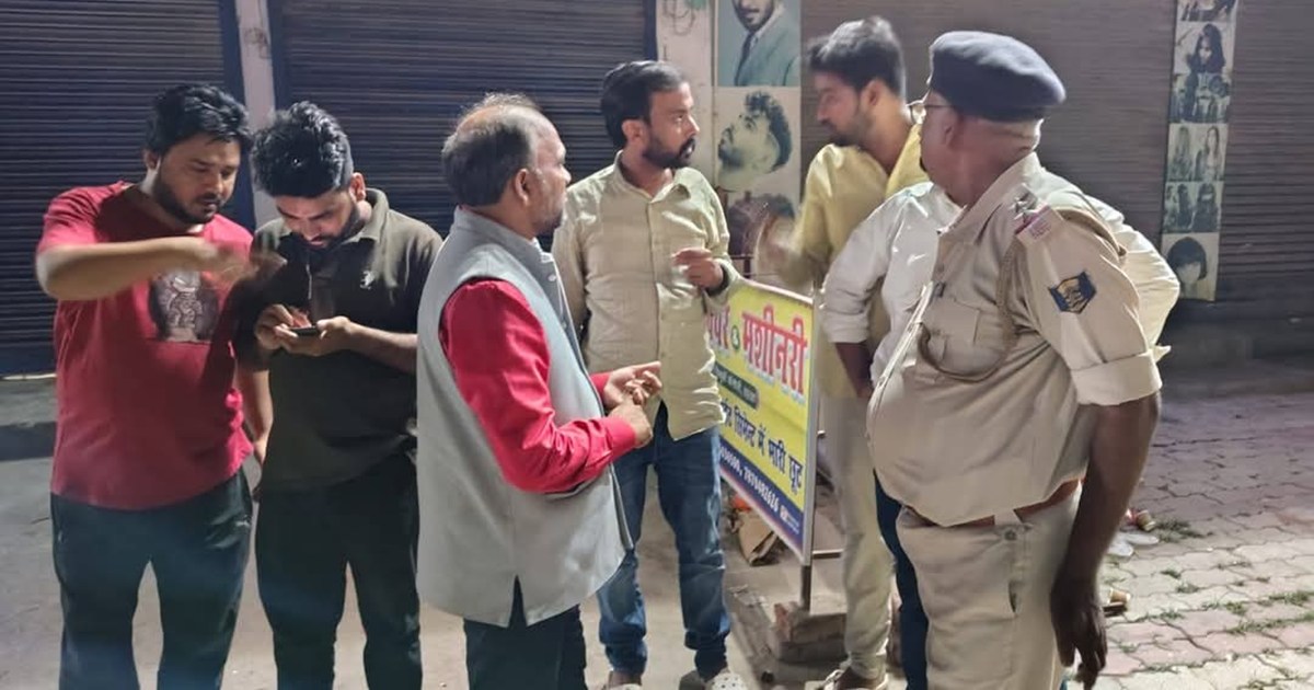 Firing on Saharsa's deputy mayor at midnight