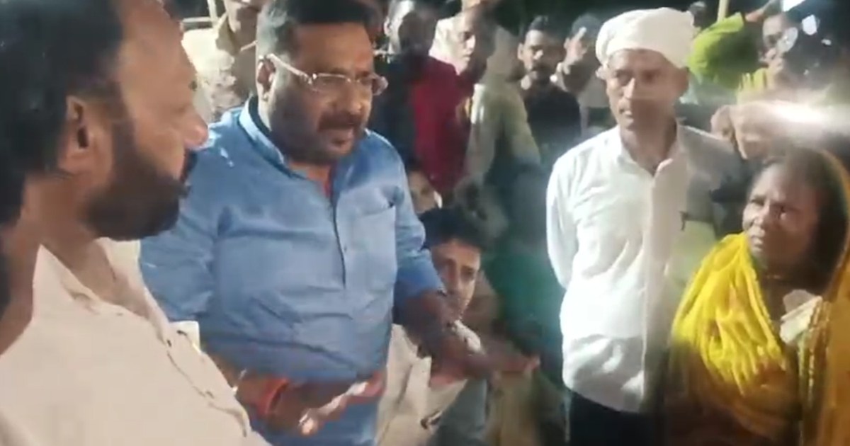 Two leaders of Tejashwi clashed with each other in Jamui ove