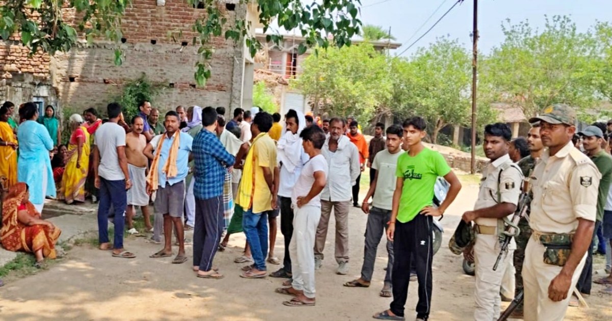 Father and son murdered in broad daylight in Gayaji, sensati