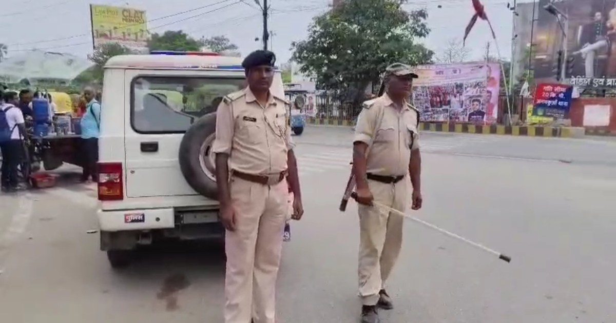 Criminals shot a young man in the middle of Patna city
