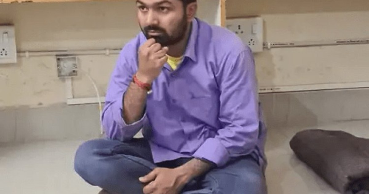 Doctor se viwaad ke daruan Manish Kashyap ki jamkar hui dhul