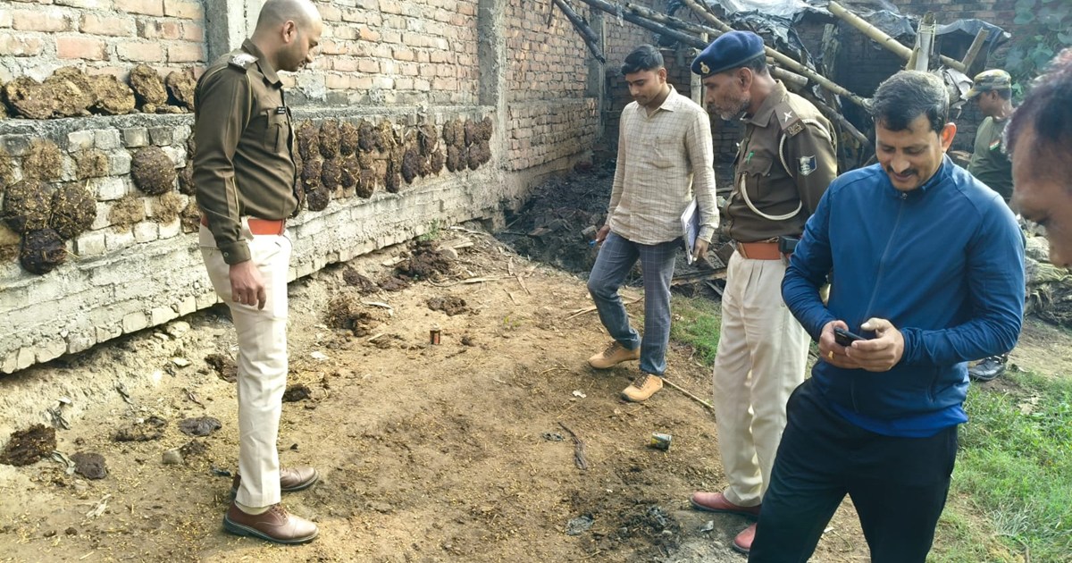 Sensation due to finding bomb and shell outside a house in B