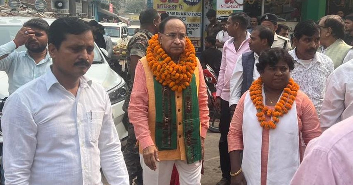 Lalan saraff on belaganj