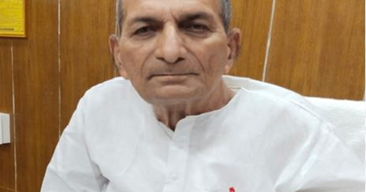 The teachers' union is protesting the appointment letter dis