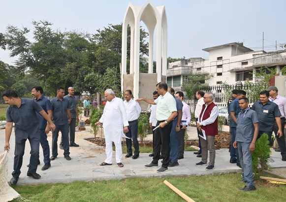 CM Nitish inspected the project under construction in Patna CM Nitish inspected the project under construction in Patna