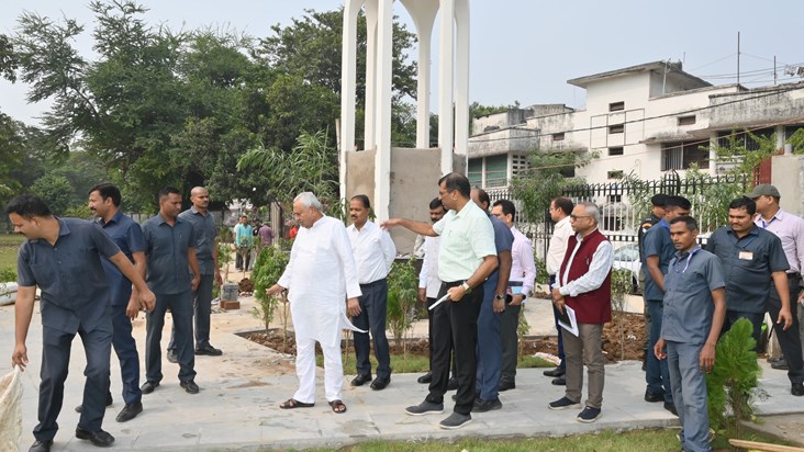 CM Nitish inspected the project under construction in Patna 