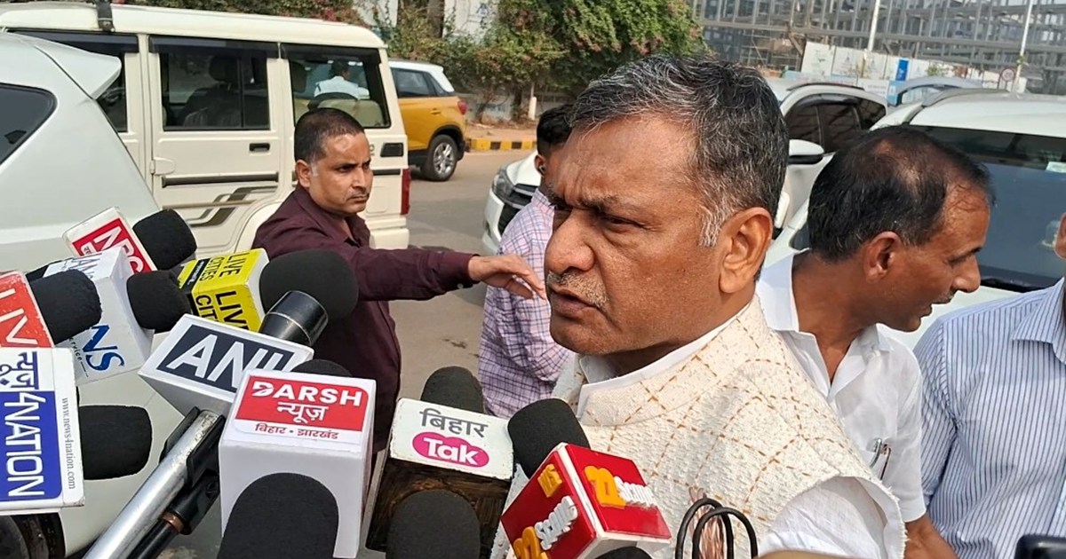 Congress prdesh adhyksh akhilesh singh ka byan