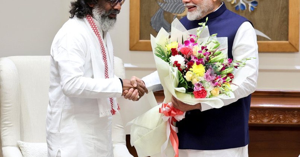 Hemant & Kalpna Meet PM Modi 