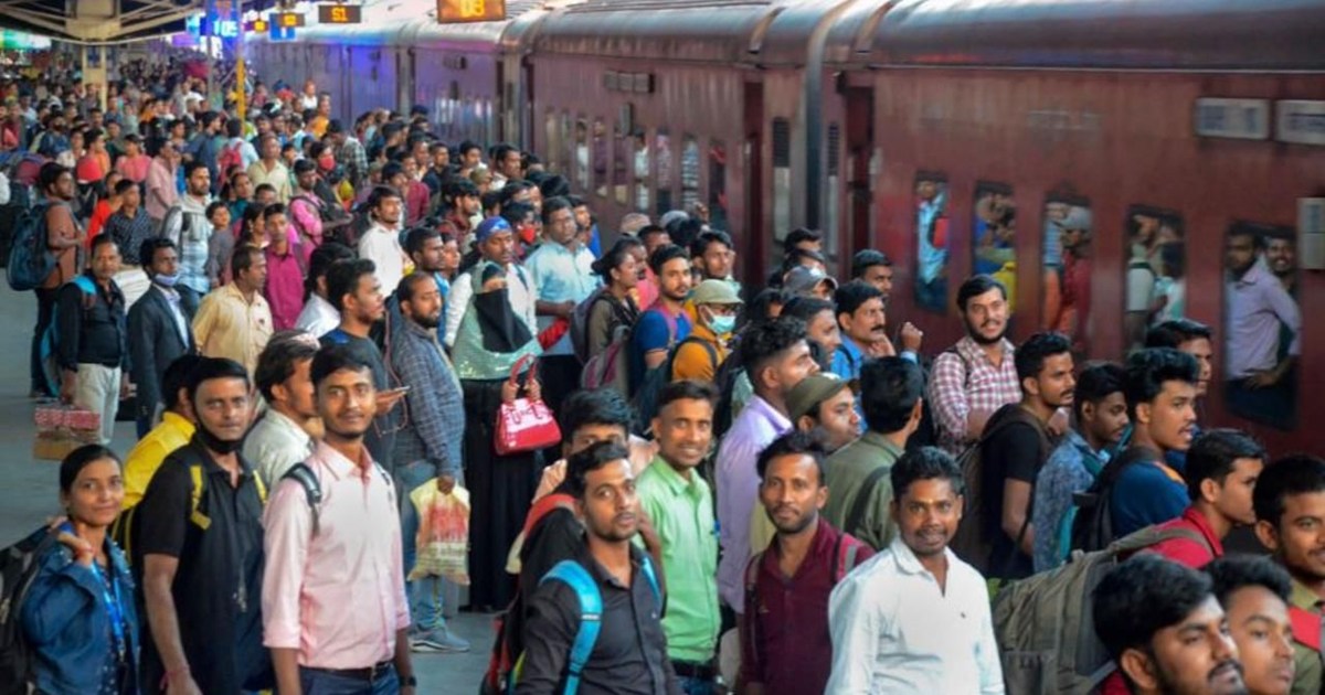 Information for railway passengers, list of special trains r