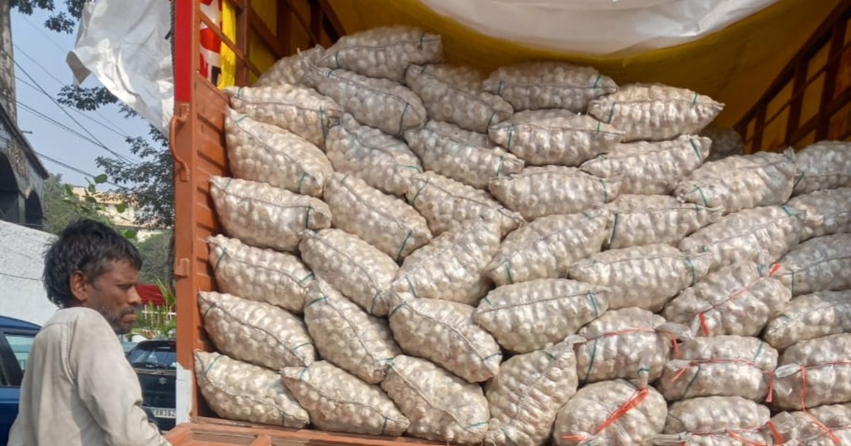 Customs department confiscated more than 70 lakh Chinese gar