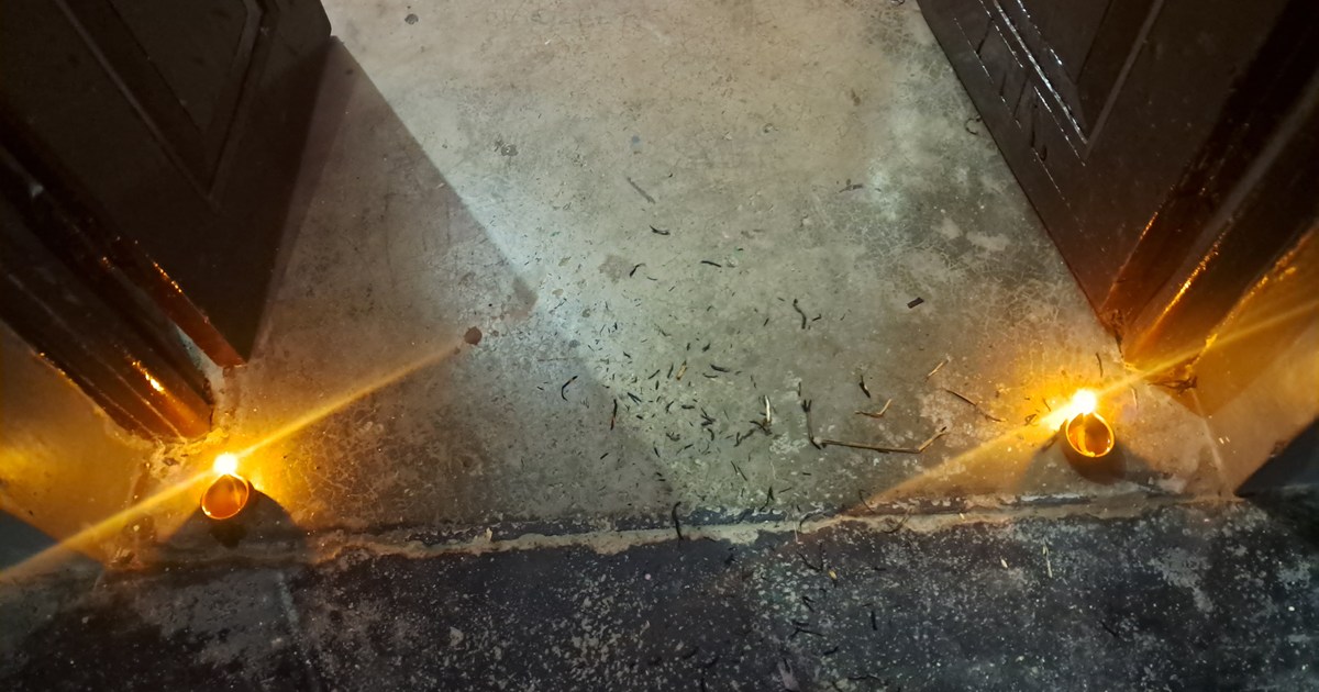 Tragic accident on Diwali day, mother and son die a painful 