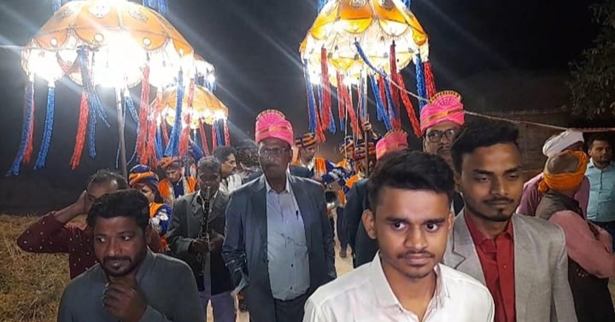 Chaos in Chhapra when Khesari Lal's song was not played in t