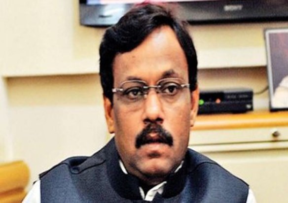 A day before voting in Maharashtra, BJP general secretary Vi A day before voting in Maharashtra, BJP general secretary Vi