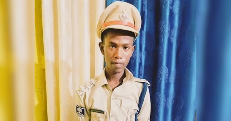 Stupid in appearance, clever in mind: Fake IPS Mithilesh Man Stupid in appearance, clever in mind: Fake IPS Mithilesh Man