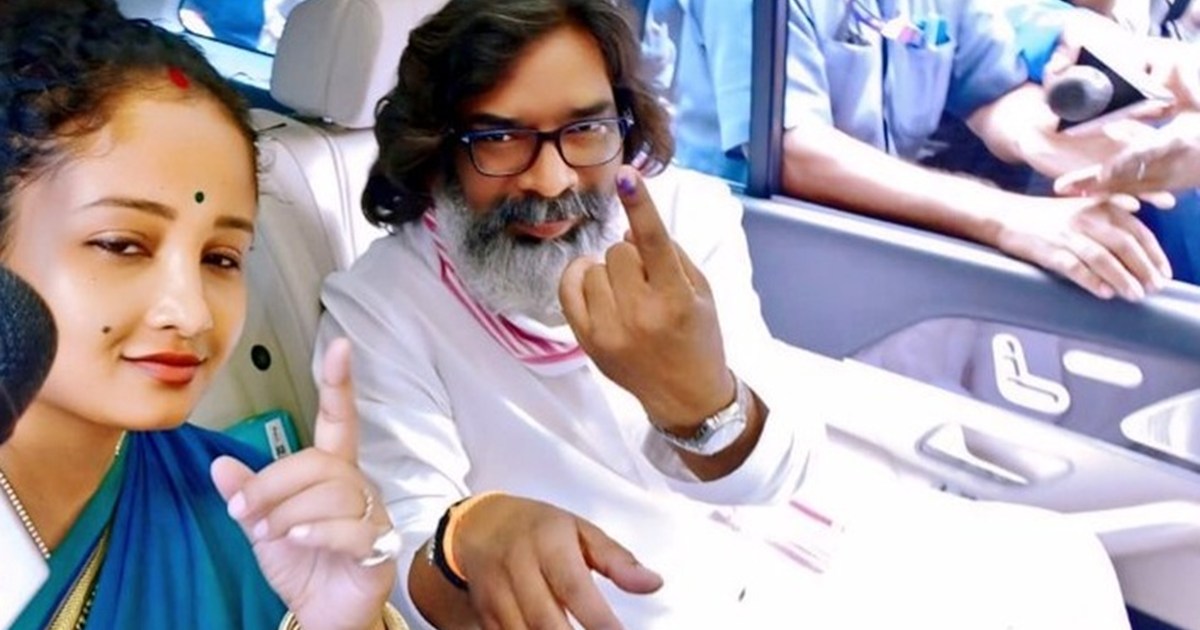 CM Hemant Soren casted his vote with his wife Kalpana, appea