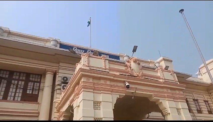 Shitkalin satr ko lekr hui baithk surksha ke pukhta intjam