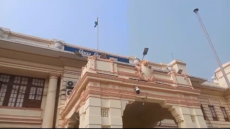 Shitkalin satr ko lekr hui baithk surksha ke pukhta intjam