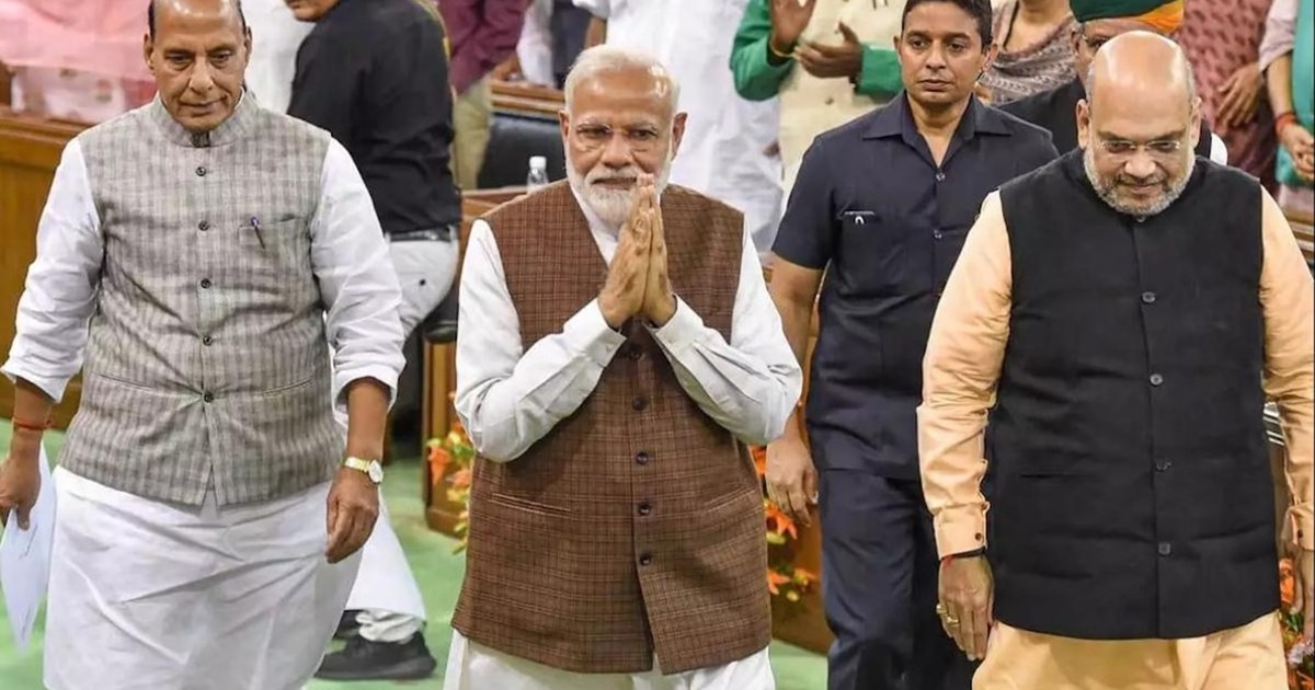 Modi, Amit Shah and Rajnath Singh's visit to Jharkhand, Sank