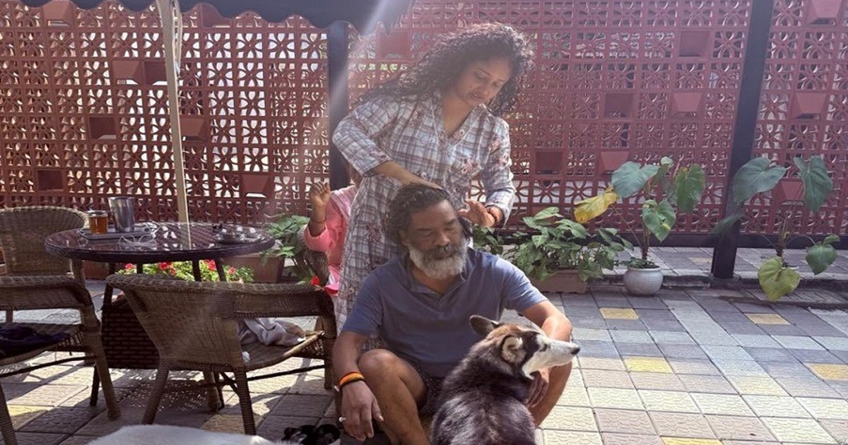 Hemant & Kalpna Taking care of each other