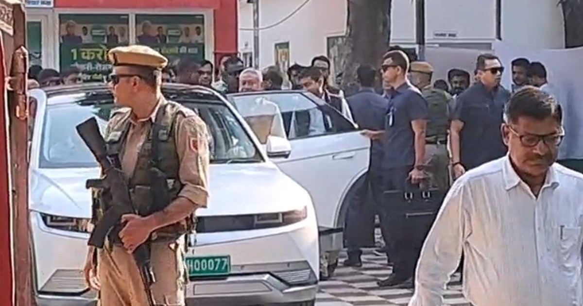 CM Nitish is keeping an eye on everyone before the election 