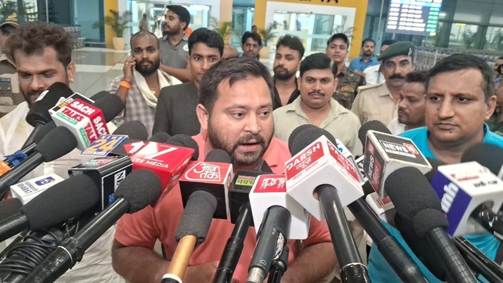 Tejashwi broke his silence after Nitish Kumar's swearing-in 