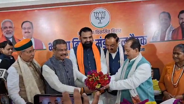 The names of the MLAs who took oath as ministers on behalf o