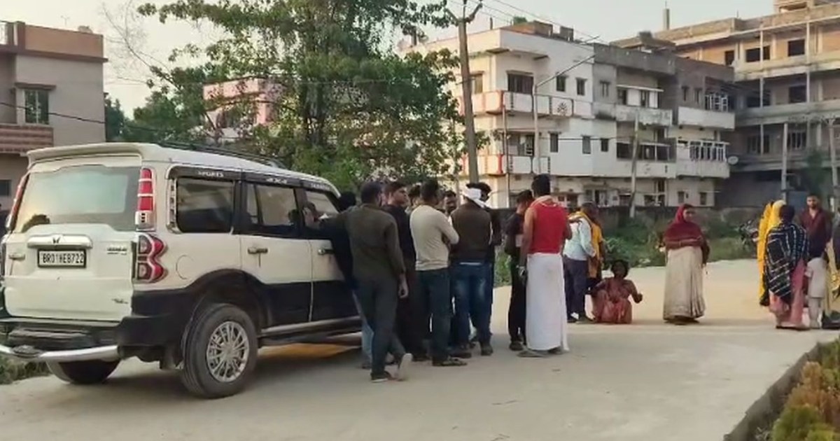 In the flood, criminals called a young man from home in broa