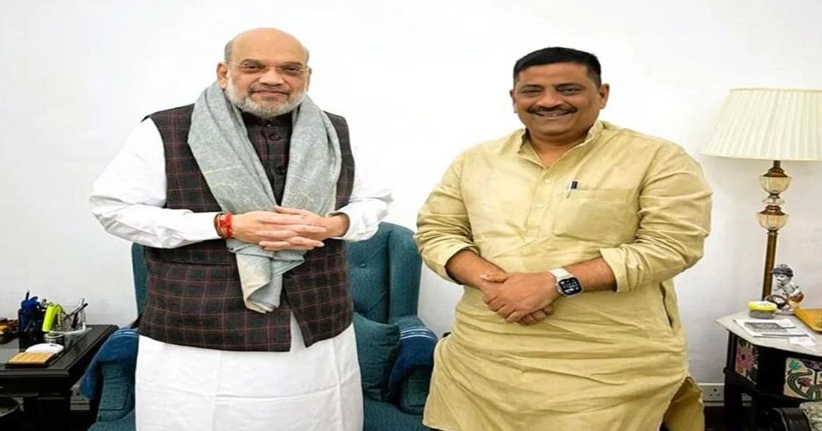 Where is the matter stuck in government formation?