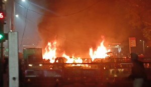 BIG BREAKING: Explosion in a car in Delhi