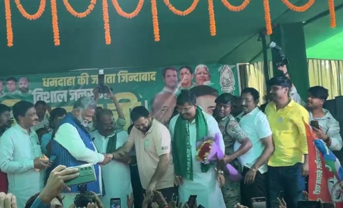 Tejaswi's rally was hijacked by Pappu.