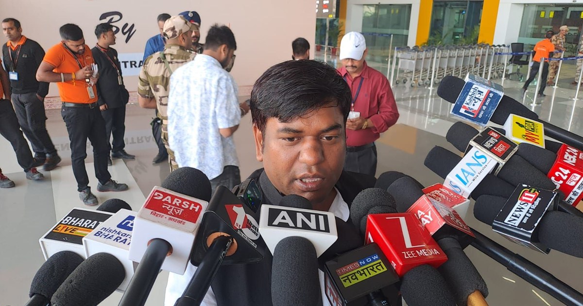 NDA members should burst crackers and eat sweets.