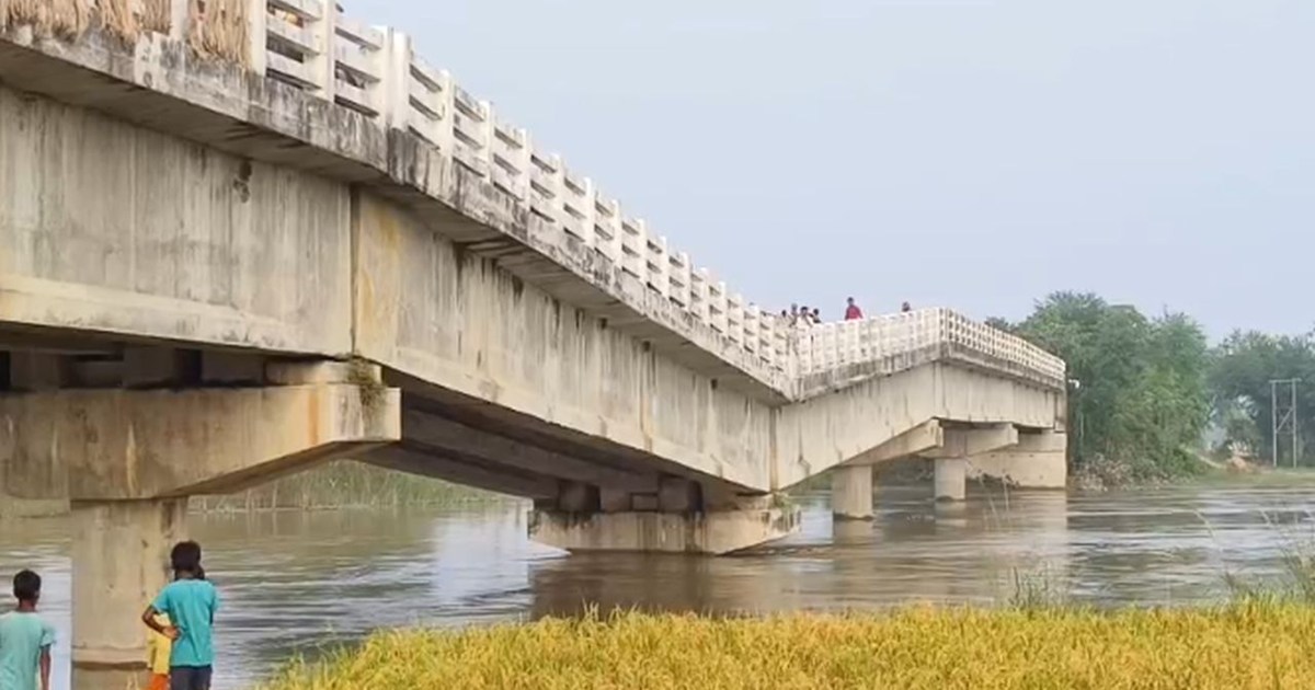The bridge collapsed as soon as the contractor's 5-year guar