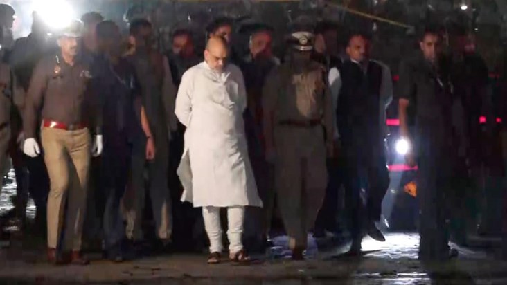 Home Minister Amit Shah reached the site of the bomb blast.