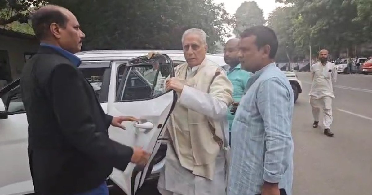 Lalu Yadav started remembering his old friends