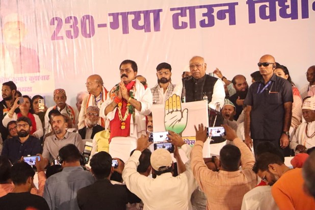 Nitish Modi has ruined the country and Bihar.