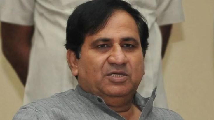 As soon as the voting ended, Congress started falling apart,