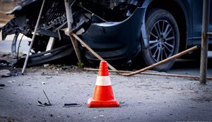 The brother's funeral procession was taken out while he was preparing for the sister's wedding and farewell at night.