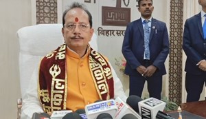 Deputy CM Vijay Sinha took charge of the Mining Department.