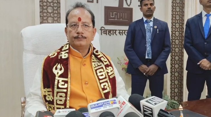 Deputy CM Vijay Sinha took charge of the Mining Department.