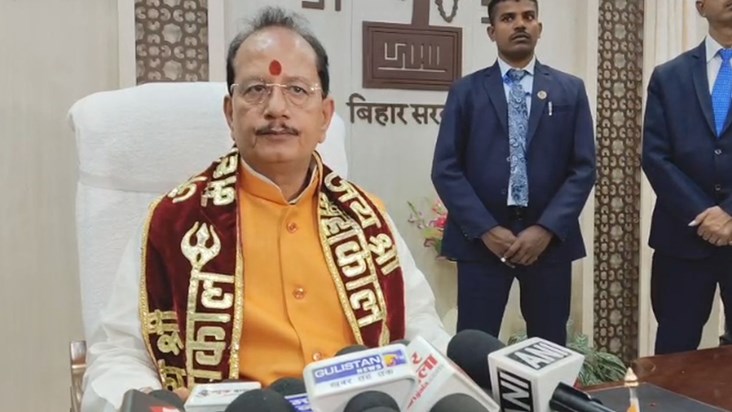 Deputy CM Vijay Sinha took charge of the Mining Department.