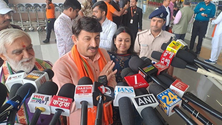 Manoj Tiwari, who was out campaigning with his wife, called 