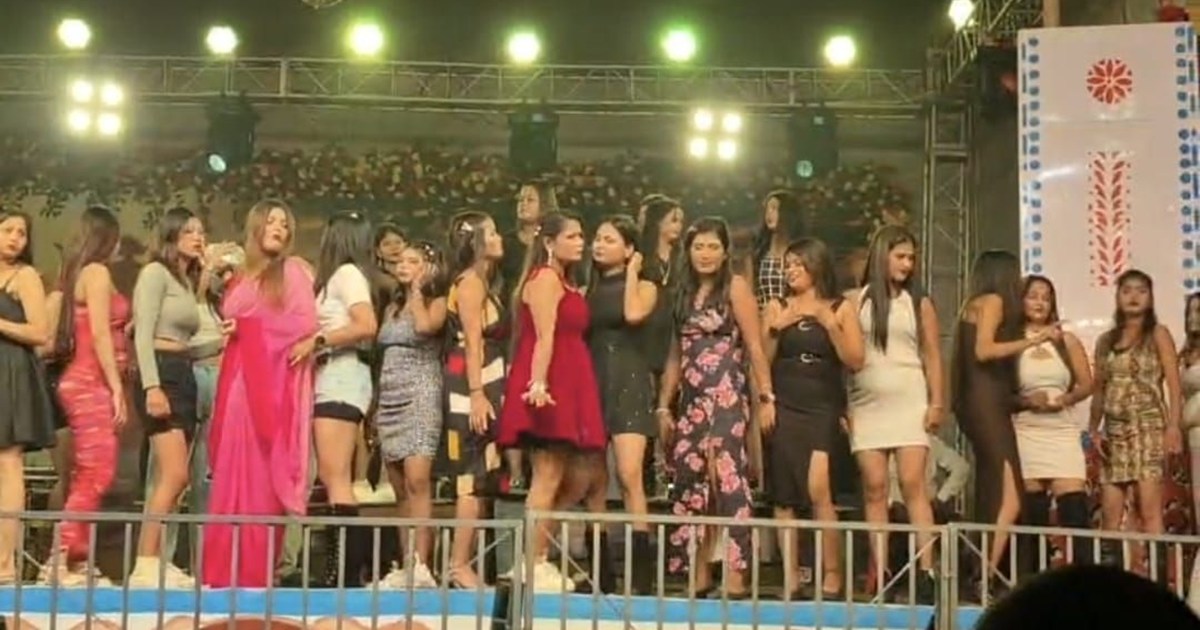 Police raided the theatre at the Sonepur fair.