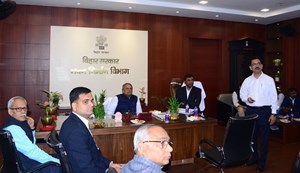 New Minister of Building Construction Department Vijay Kumar Chaudhary reviewed the departmental works.