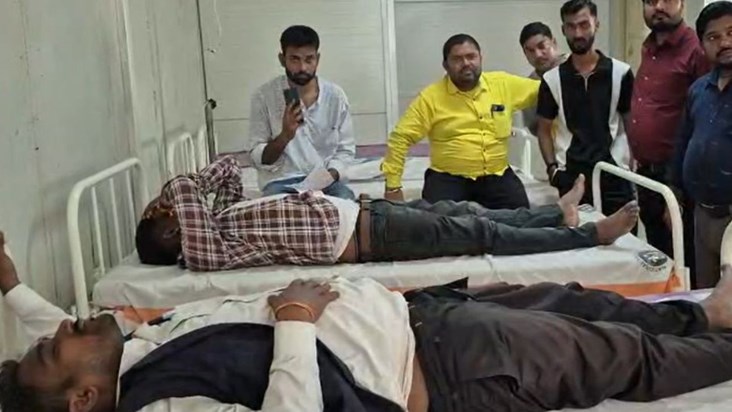 RJD and NDA workers clash in Muzaffarpur, many injured...