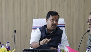 Nitin Navin once again took charge of the Road Construction Department.